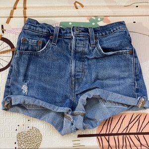 Levi’s Jean Short
